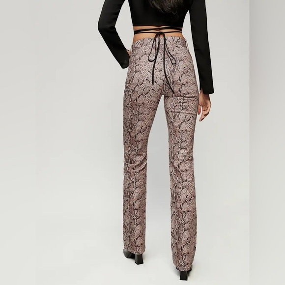 Reformation Peyton Snake High Rise Bootcut Jeans size 25 - Picture 2 of 14